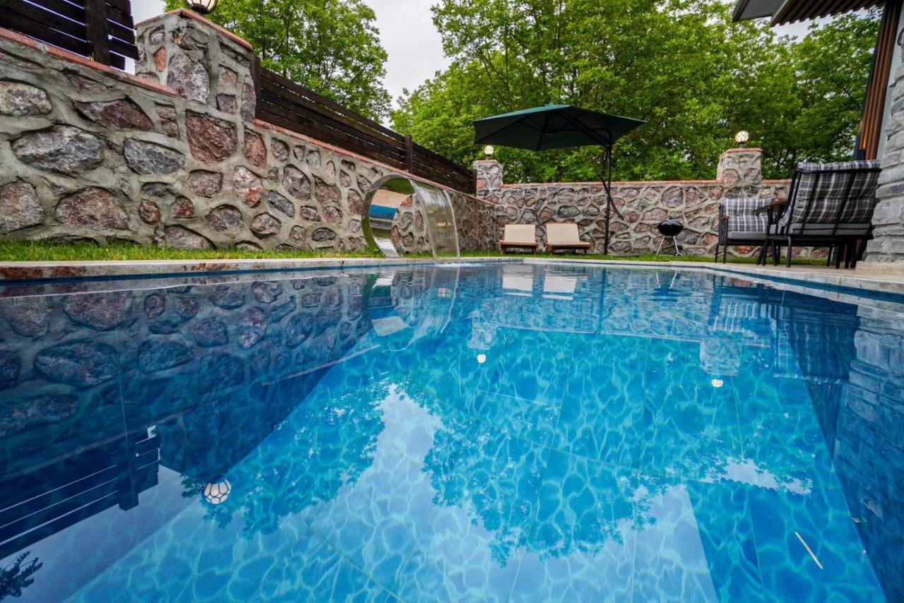 Vital Home Sapanca Isitmali Havuzlu Villa&Bungalov Buitenkant foto