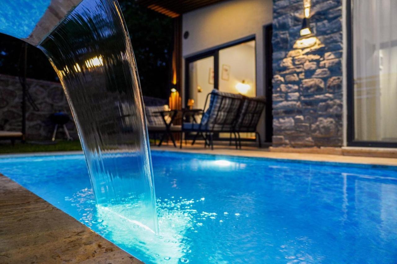 Vital Home Sapanca Isitmali Havuzlu Villa&Bungalov Buitenkant foto